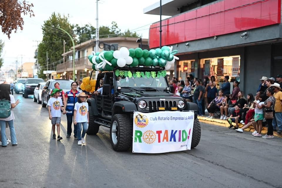 DISFRUTAN LOS ACUÑENSES LA 63 EDICIÓN DEL DESFILE DE LA AMISTAD E INAUGURACIÓN DEL FESTIVAL DE LAS ARTES MANUEL ACUÑA 2023
