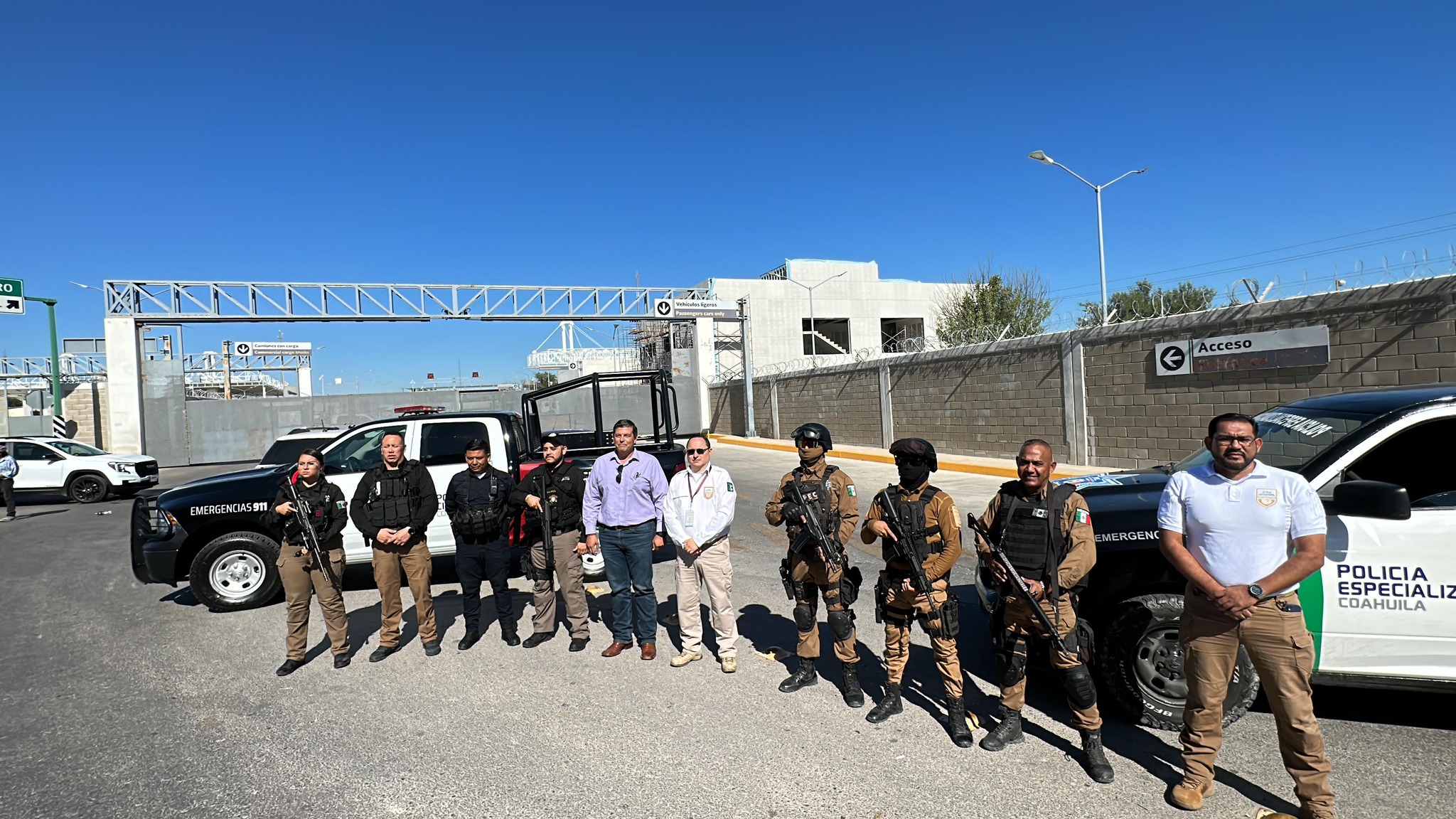 DURANTE 25 MINUTOS REALIZAN SIMULACRO DE CIERRE EN PUENTE INTERNACIONAL ACUÑA-DEL RÍO, COMO PROTOCOLO PARA GARANTIZAR LAS ACTIVIDADES ECONÓMICAS EN ESTA FRONTERA