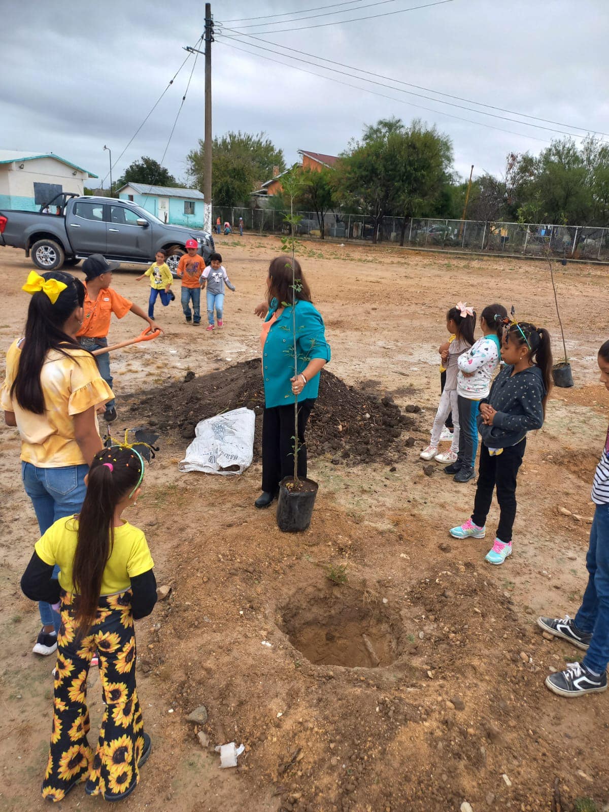 Éxito en la Campaña de Reforestación de la Primaria Miguel Hidalgo en el Ejido Calles, Municipio de Acuña