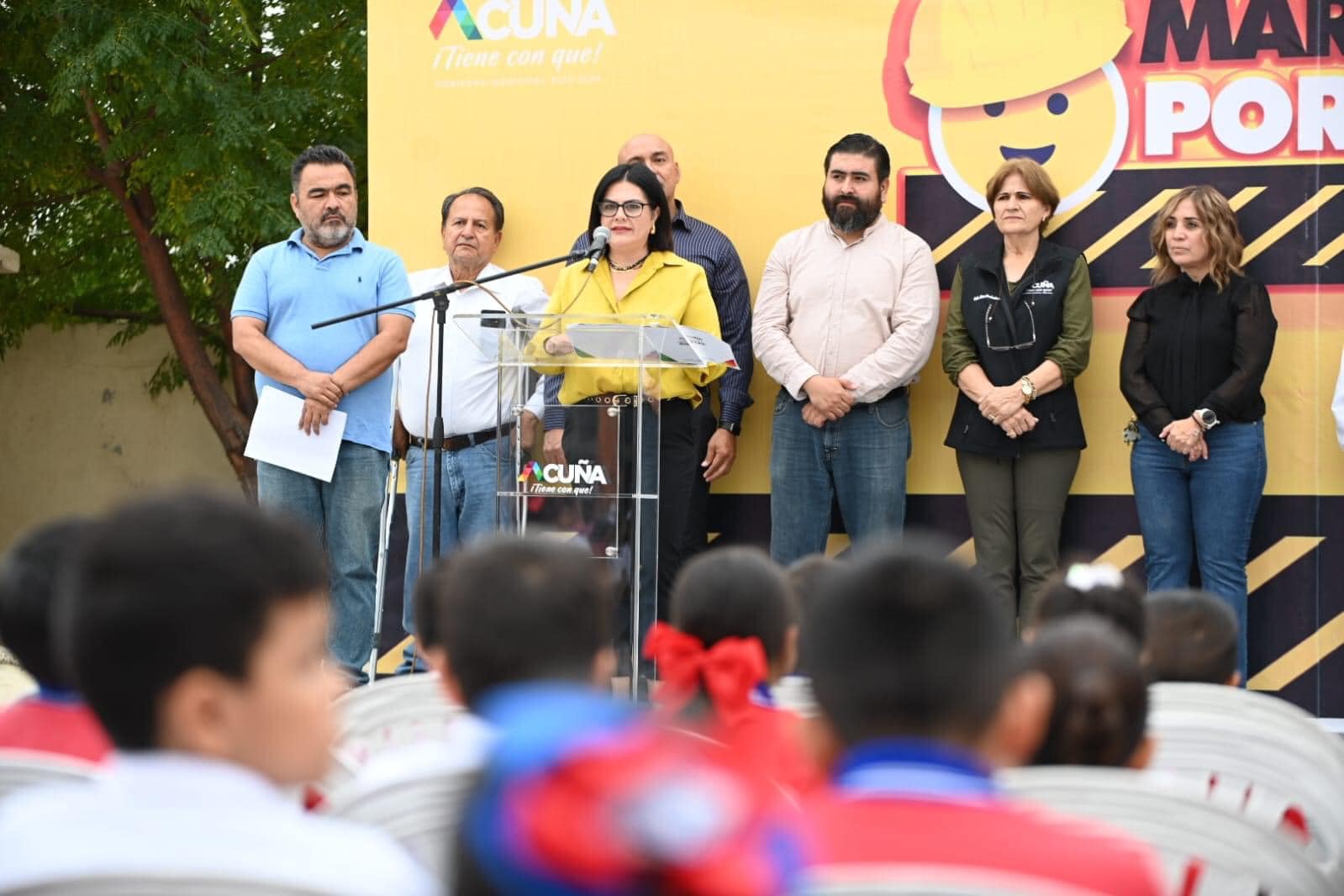 GARANTIZAN A ALUMNOS DE LA ESCUELA PRIMARIA ANSELMA VITELA DE BÓSQUEZ HIGIENE Y SANEAMIENTO CON OBRA DE REHABILITACIÓN DE MÓDULOS SANITARIOS