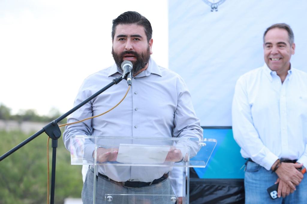 LLEVAN BRIGADA CONTIGO EN TU ESCUELA Y ARRANCAN OBRA DE PAVIMENTACIÓN EN EL COLEGIO DE BACHILLERES ANTONIO GUTIÉRREZ GARZA