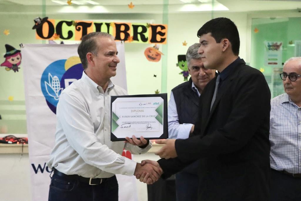 TITULAR DE SECRETARÍA DE EDUCACIÓN DE COAHUILA EN GIRA DE TRABAJO POR CIUDAD ACUÑA