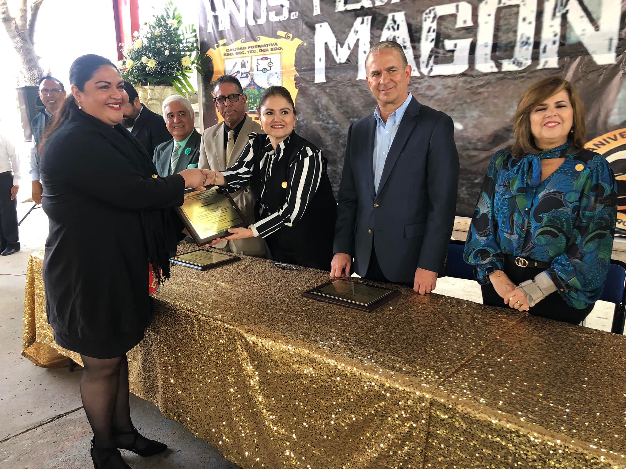 Celebración de Tres Décadas y Media de Excelencia Educativa: La Escuela Secundaria Técnica Del Estado Hermanos Flores Magón T.M.