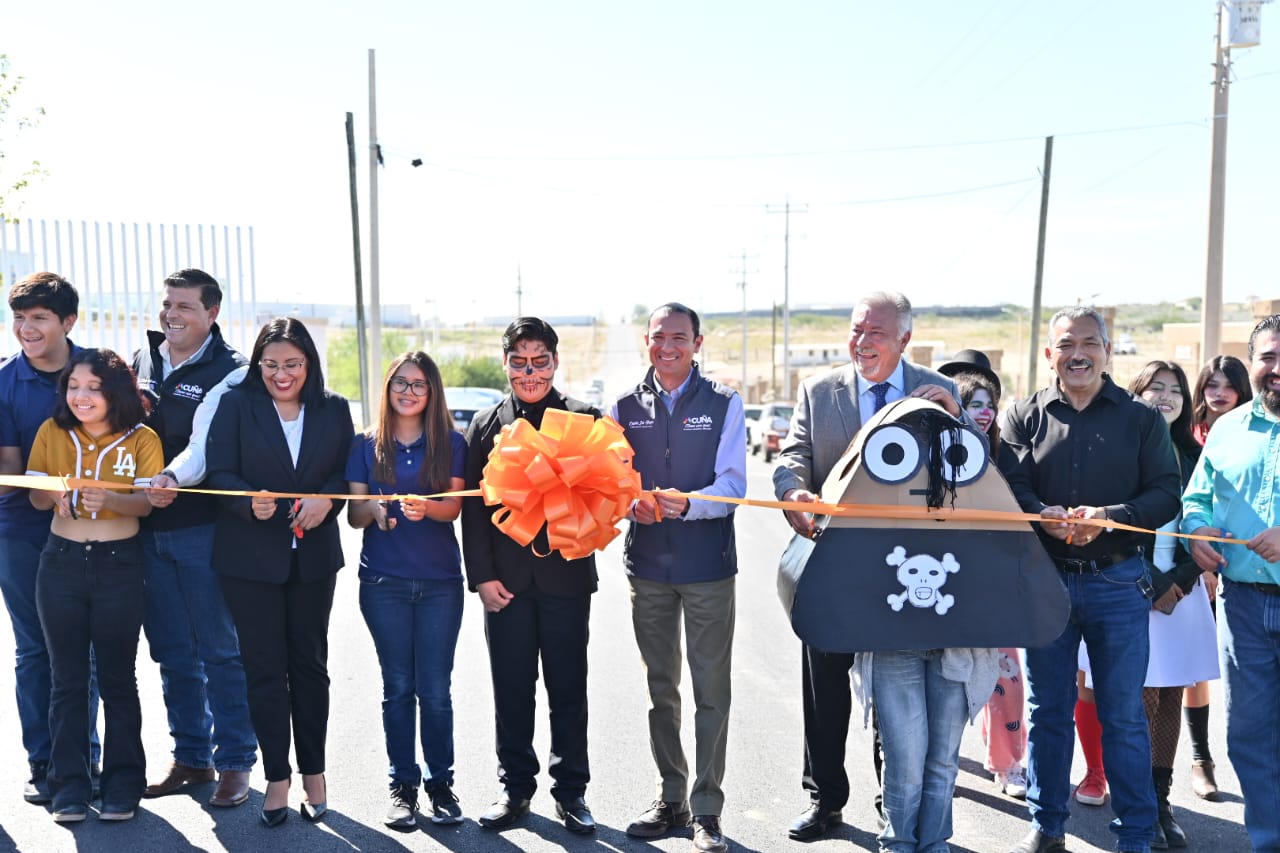 CONSTRUYEN CAMINO ACCESIBLE Y SEGURO PARA ALUMNOS Y DOCENTES DE LA ESCUELA DE BACHILLERATO ANTONIO GUTIÉRREZ GARZA
