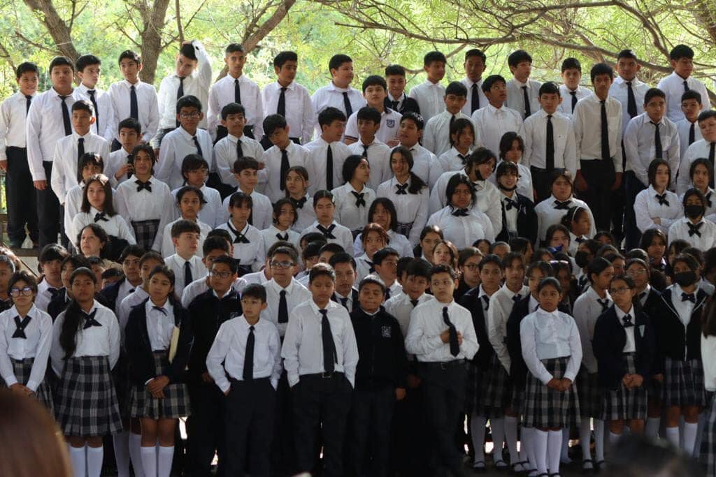 ENTREGA DE MOBILIARIO A ESCUELAS DE LA REGIÓN NORTE DE COAHUILA