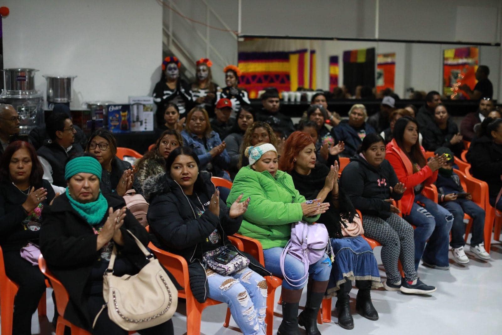 MUESTRAN BELLA TRADICIÓN Y PREMIAN AL MEJOR ALTAR DE MUERTOS ELABORADOS EN CENTROS COMUNITARIOS DE ACUÑA
