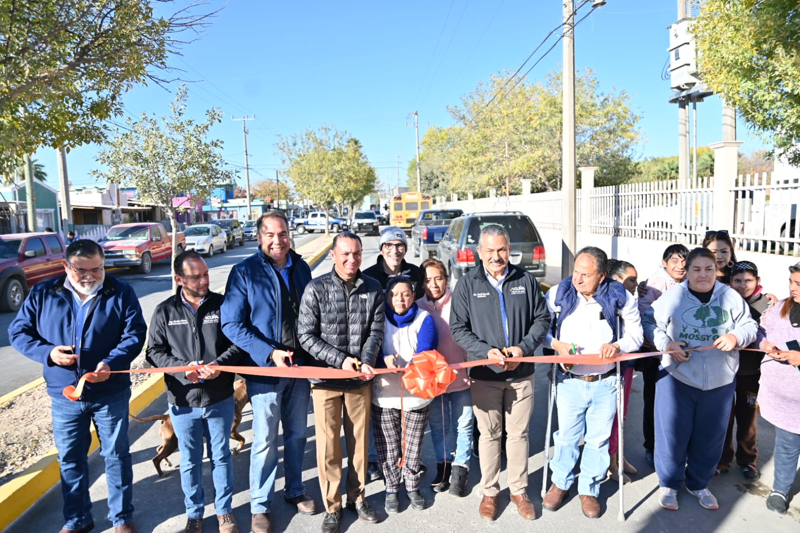 CERRANDO FUERTE EL SEGUNDO AÑO DE GOBIERNO ENTREGAN OBRA DE PAVIMENTACIÓN EN FRACCIONAMIENTO LOS REALES