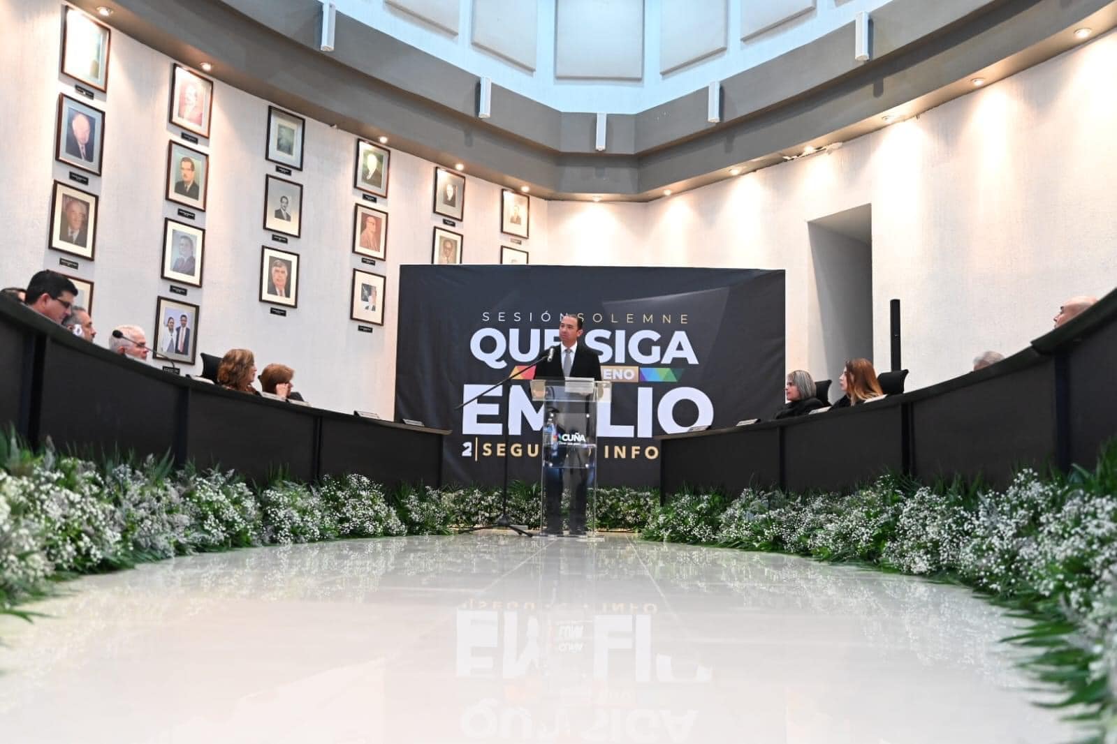 EN SESIÓN SOLEMNE DE CABILDO EL ALCALDE EMILIO DE HOYOS MONTEMAYOR RINDIÓ EL INFORME ANUAL DEL ESTADO QUE GUARDA LA ADMINISTRACIÓN PÚBLICA MUNICIPAL