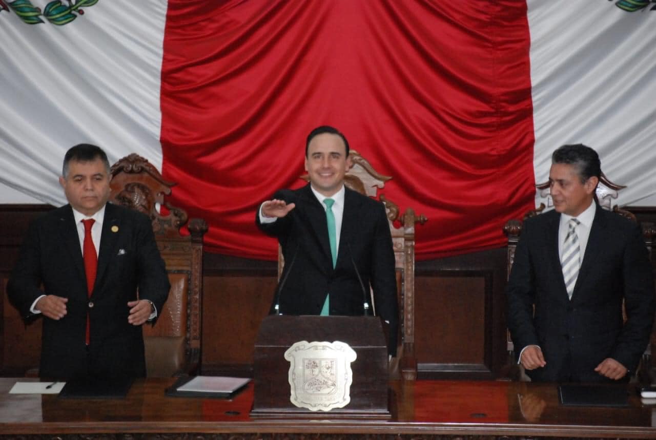 Es Manolo Jiménez Salinas Gobernador Constitucional del Estado de Coahuila de Zaragoza