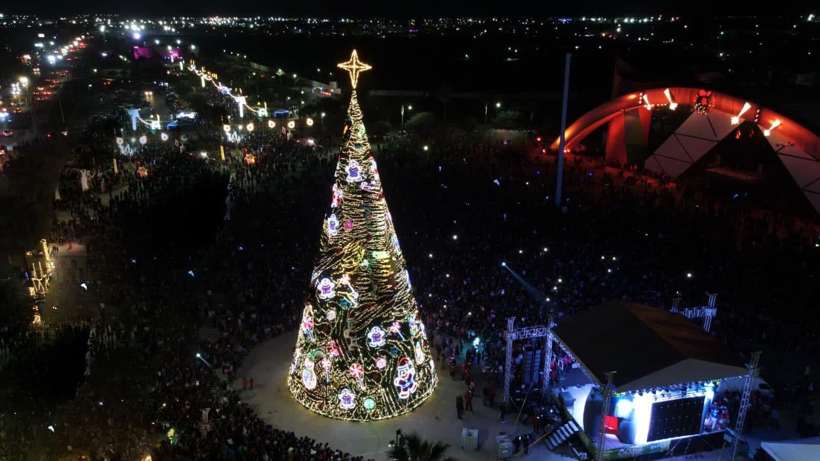 MILES DE FAMILIAS DISFRUTARON DE ESPECTÁCULO DE LUZ Y MAGIA 2023 COMO PREÁMBULO DE LAS FIESTAS DECEMBRINAS