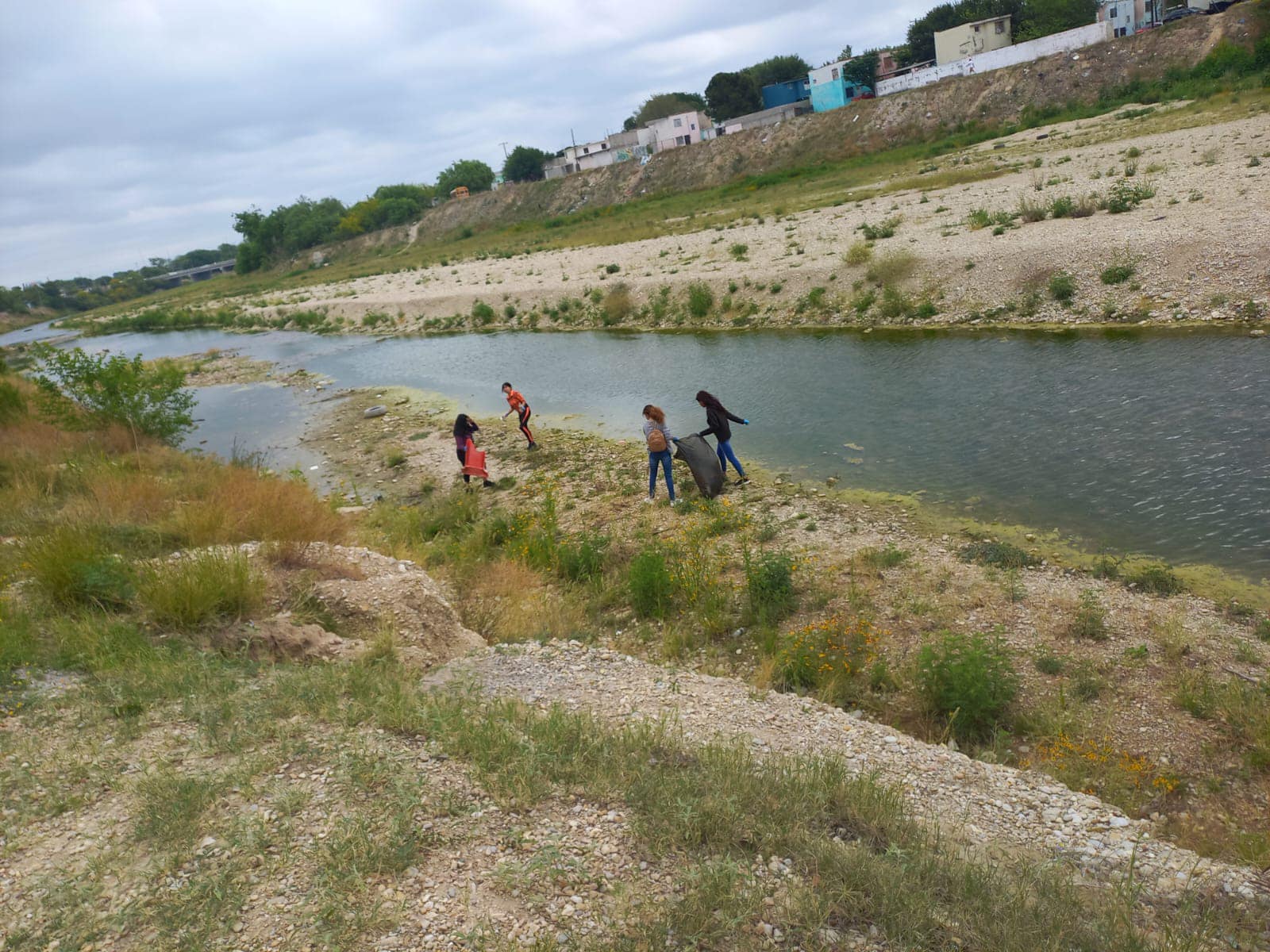Acuña celebra el Día de la Madre Tierra 2023