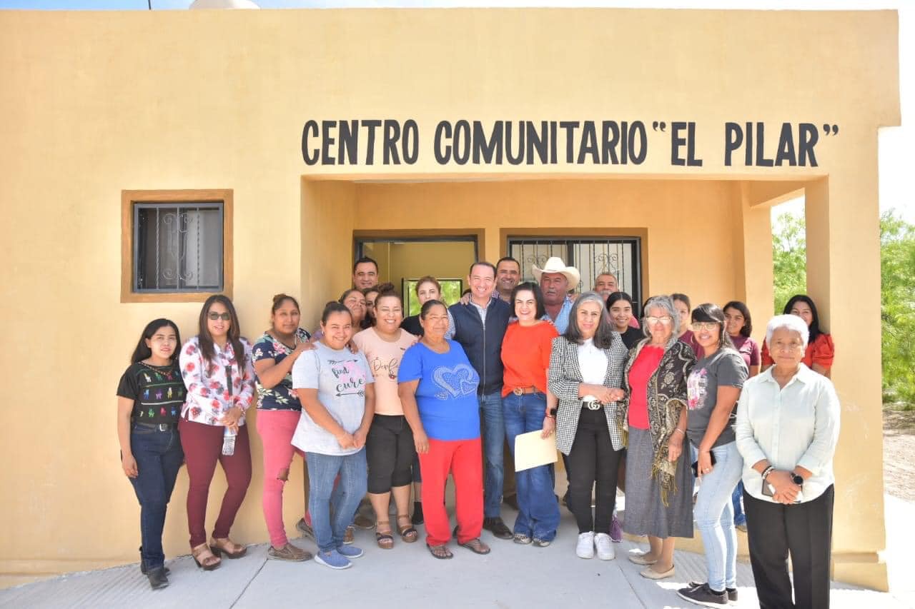 ALCALDE DE ACUÑA SUPERVISÓ EN EL EJIDO EL PILAR EL PROCESO DE CONSTRUCCIÓN DE CENTRO COMUNITARIO