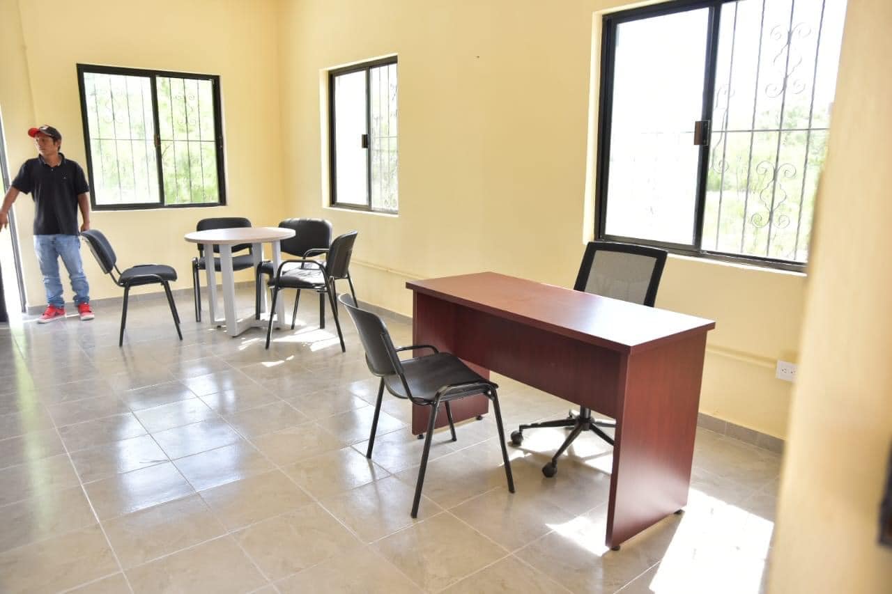 ALCALDE DE ACUÑA SUPERVISÓ EN EL EJIDO EL PILAR EL PROCESO DE CONSTRUCCIÓN DE CENTRO COMUNITARIO