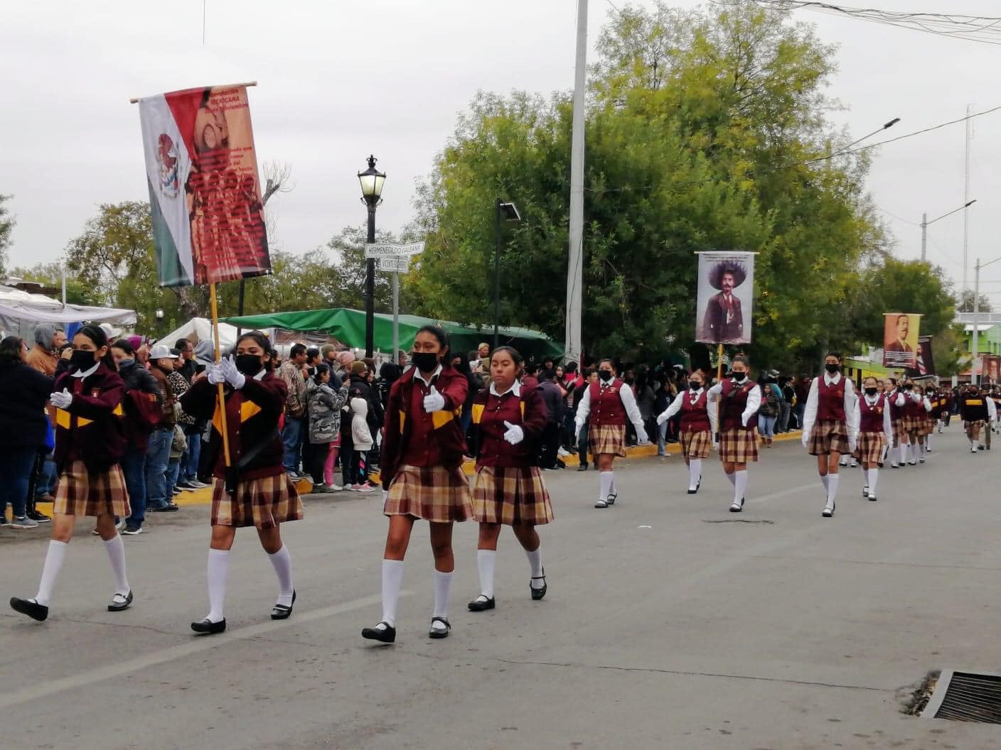 CONVOCAN A ESCUELAS A PARTICIPAR EN EL DESFILE CÍVICO MILITAR DEL ANIVERSARIO DE LA BATALLA DE PUEBLA
