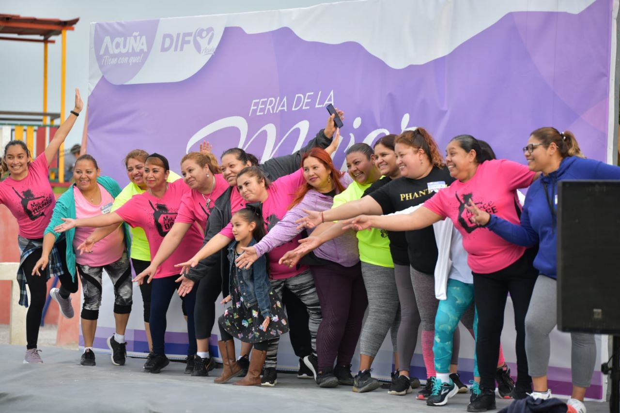 POR EL DESARROLLO INTEGRAL Y PLENO DE LA MUJER, LLEVÓ EL DIF ATENCIÓN INTERDISCIPLINARIAS EN FERIA DE LA MUJER