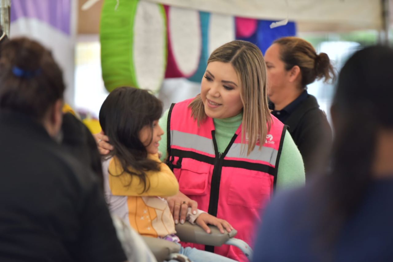 POR EL DESARROLLO INTEGRAL Y PLENO DE LA MUJER, LLEVÓ EL DIF ATENCIÓN INTERDISCIPLINARIAS EN FERIA DE LA MUJER