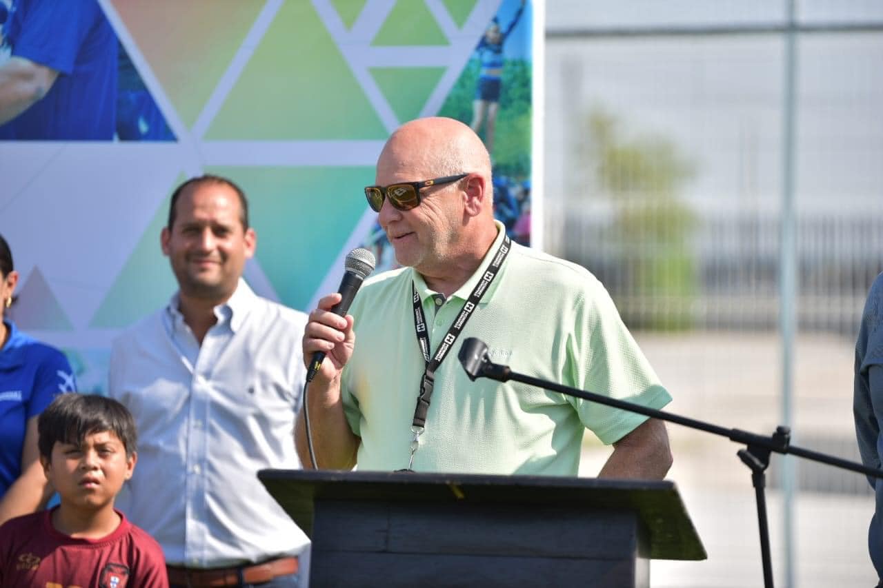 CUANDO SOCIEDAD Y GOBIERNO SUMAN ESFUERZOS SE LOGRAN GRANDES OBRAS