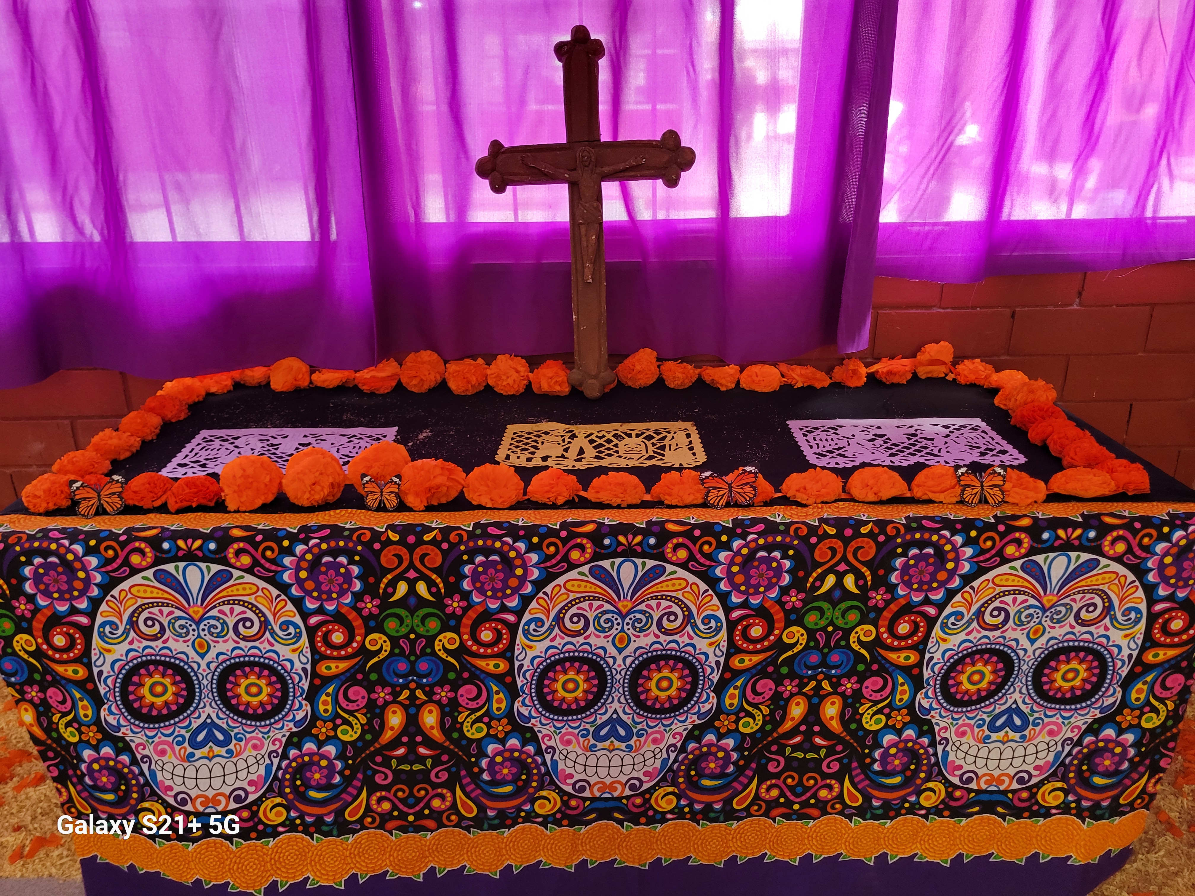 Altar de Muertos en Honor a la Maestra Melva Sonia Frías Téllez