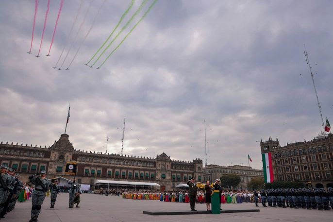 EL MUNDO ENTERO VE A MÉXICO CON ADMIRACIÓN