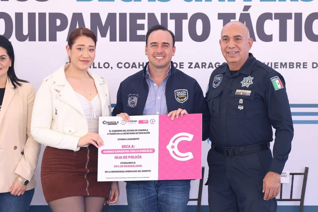 ENTREGAN PATRULLAS, ARMAS Y BECAS PARA FORTALECER SEGURIDAD EN COAHUILA