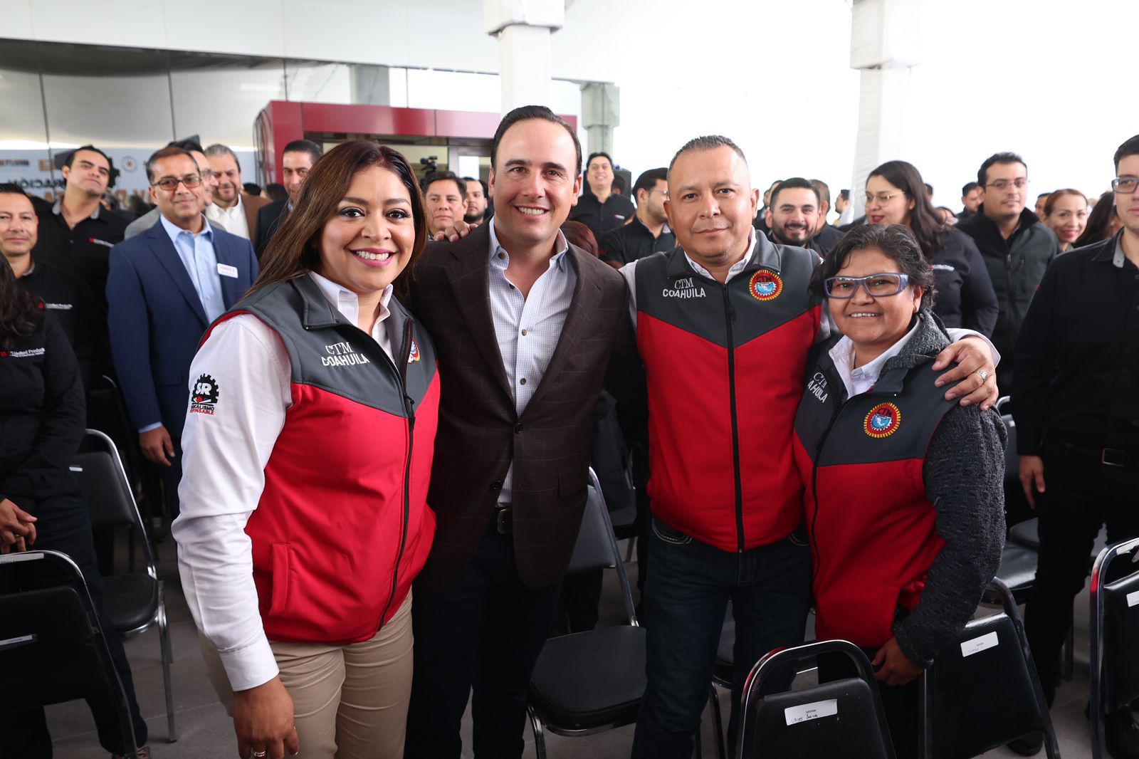 ESTE 2024 LO VAMOS A CERRAR CON ALREDEDOR DE 30 MIL NUEVOS EMPLEOS PARA COAHUILA: MANOLO