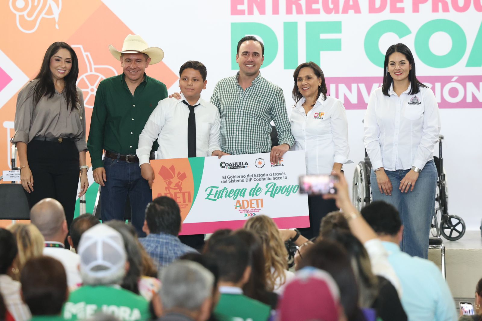 HEMOS BENEFICIADO A MILES DE FAMILIAS COAHUILENSES CON LOS PROGRAMAS DEL DIF: MANOLO