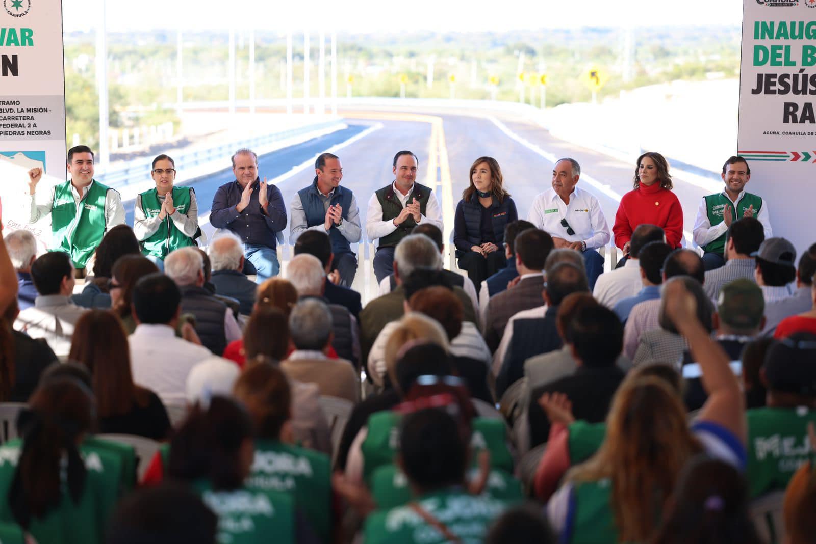 Manolo cumple con grandes obras para Acuña