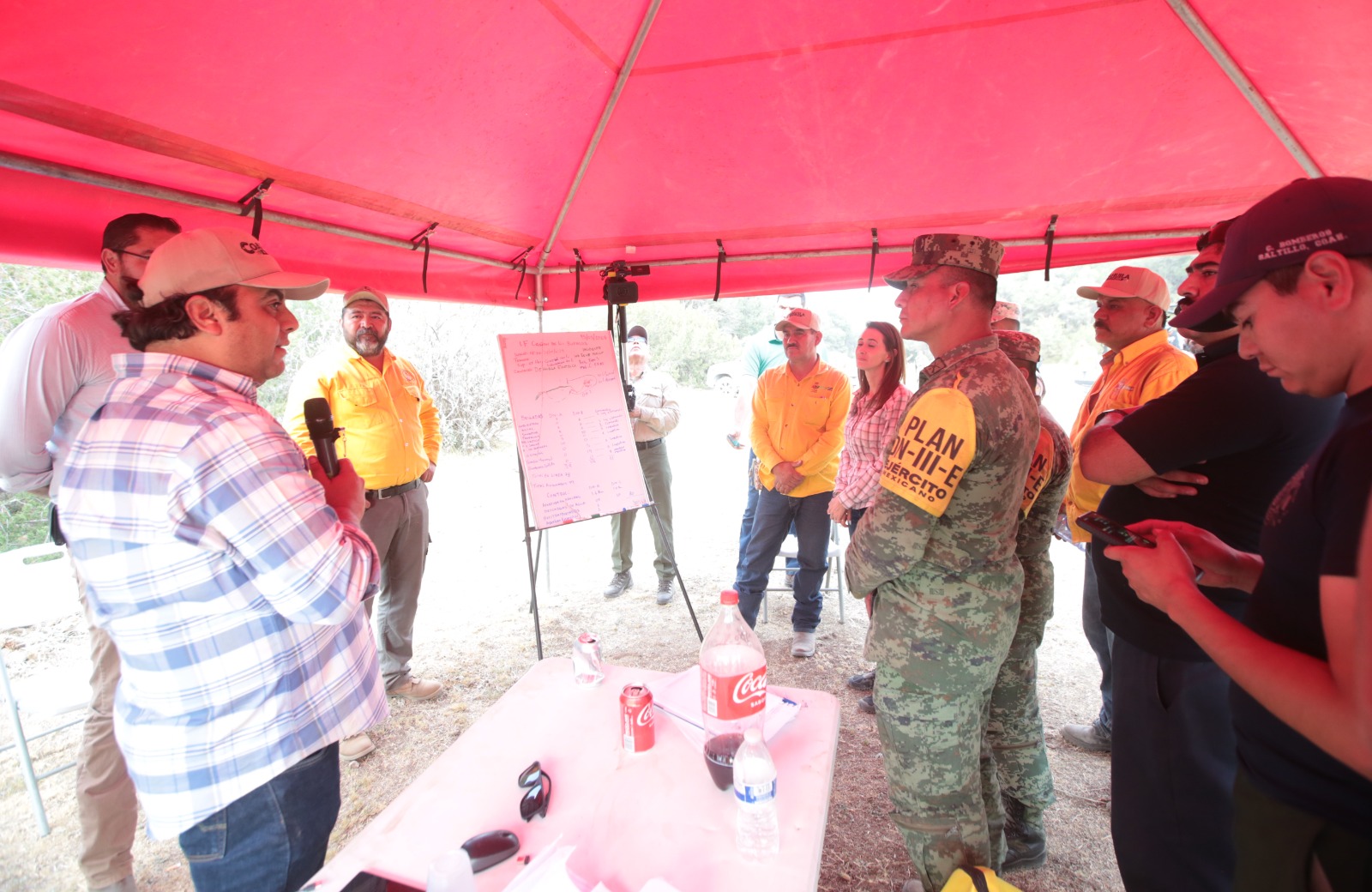 AVANZAN TRABAJOS DE CONTROL Y LIQUIDACIÓN DEL INCENDIO EN JAGÜEY DE FERNIZA