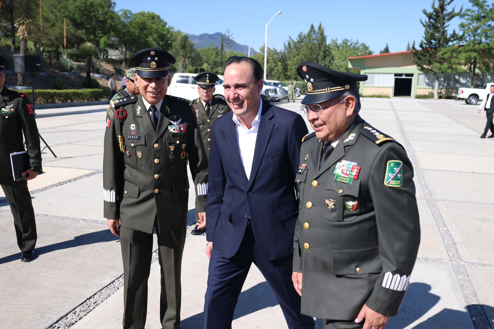 EN CONJUNTO CON EL EJÉRCITO MEXICANO, SEGUIREMOS TRABAJANDO POR LA SEGURIDAD EN COAHUILA: MANOLO