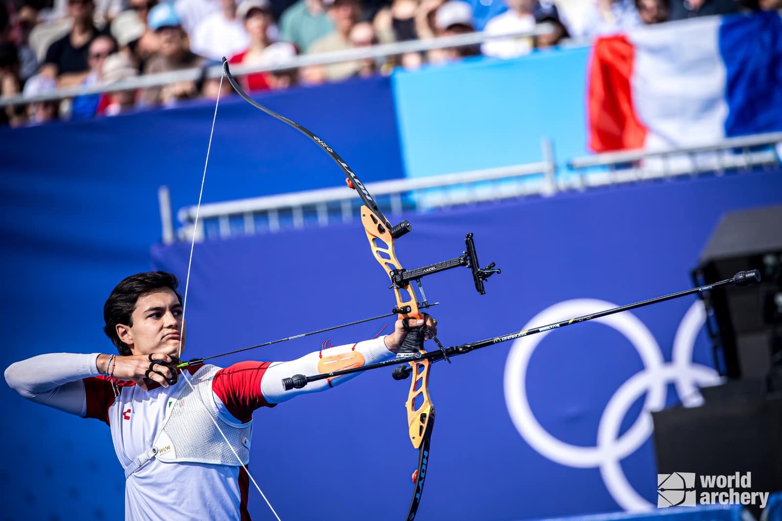 ESTAMOS MUY ORGULLOSOS DE NUESTROS ATLETAS OLÍMPICOS: MANOLO