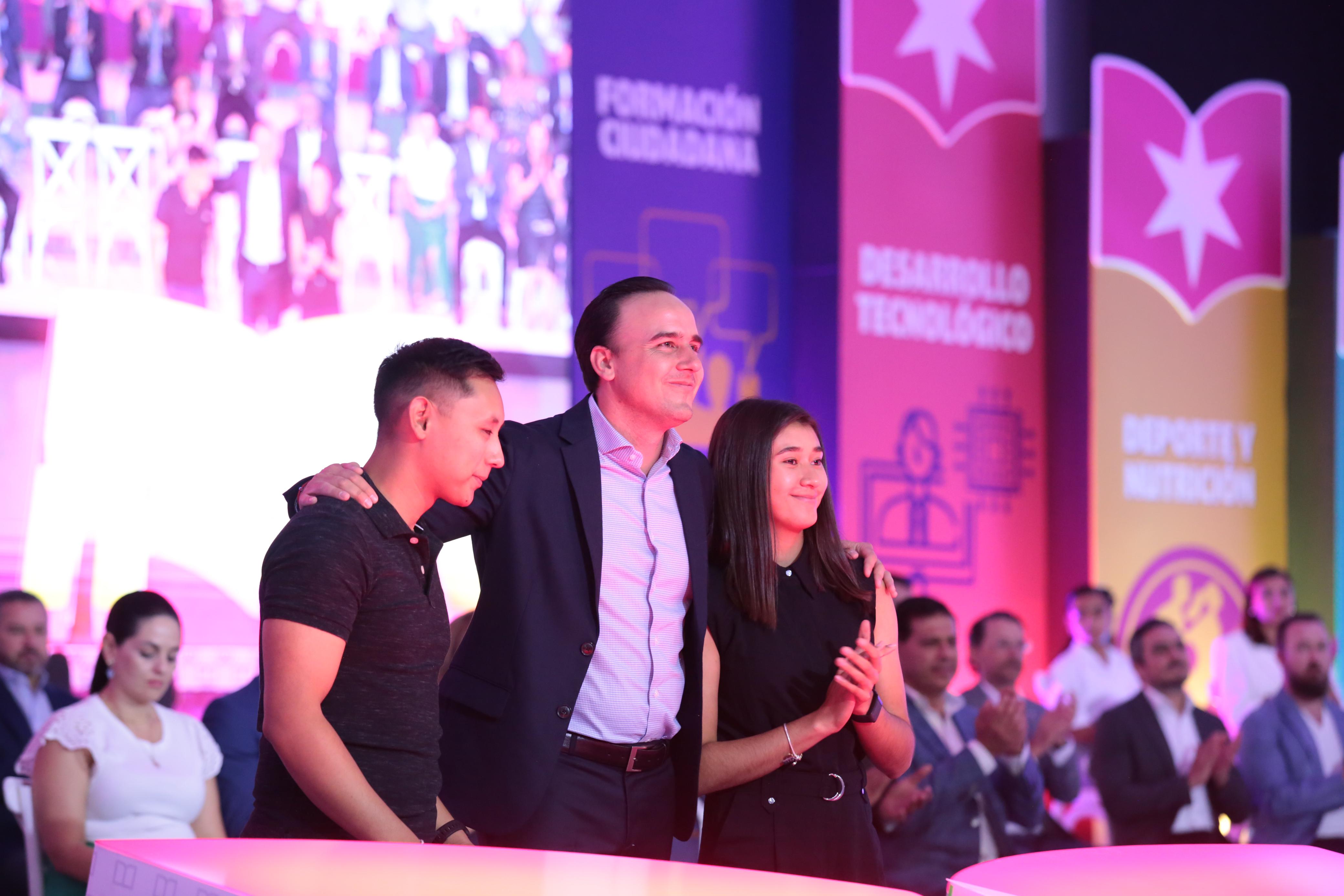 PRESENTAN GRAN PROYECTO IMPULSO EDUCATIVO COAHUILA