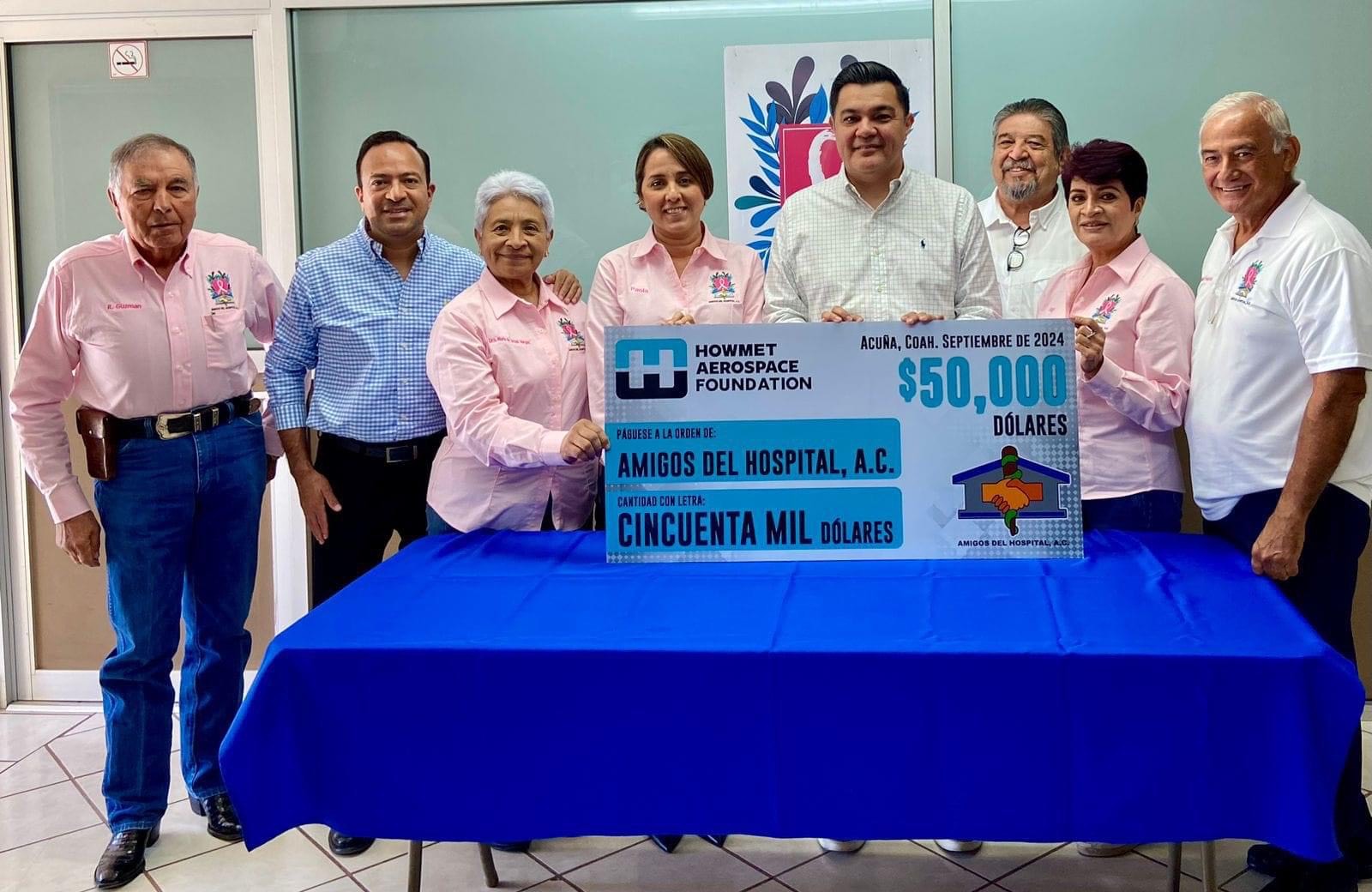 La Fundación Howmet Aeroespace entrega cheque por 50 mil dólares a la Clínica de displacías Amigos del Hospital