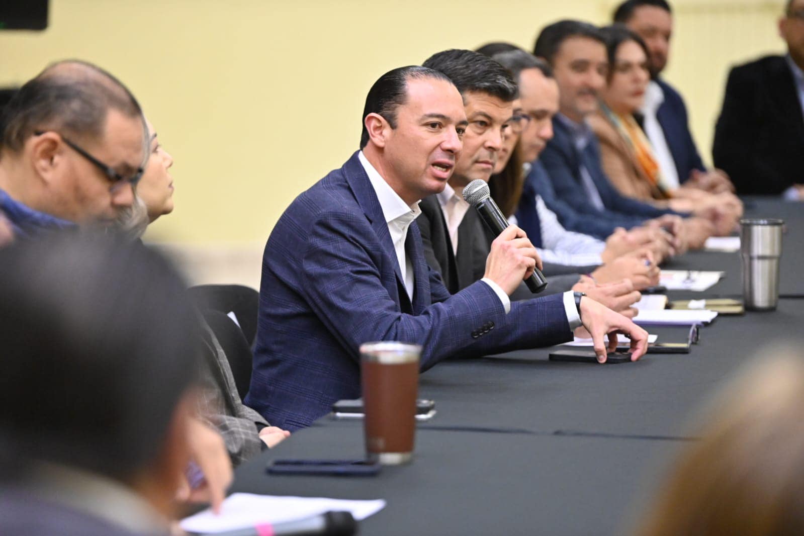 El alcalde Emilio de Hoyos presenta su gabinete y marca la pauta para la nueva administración