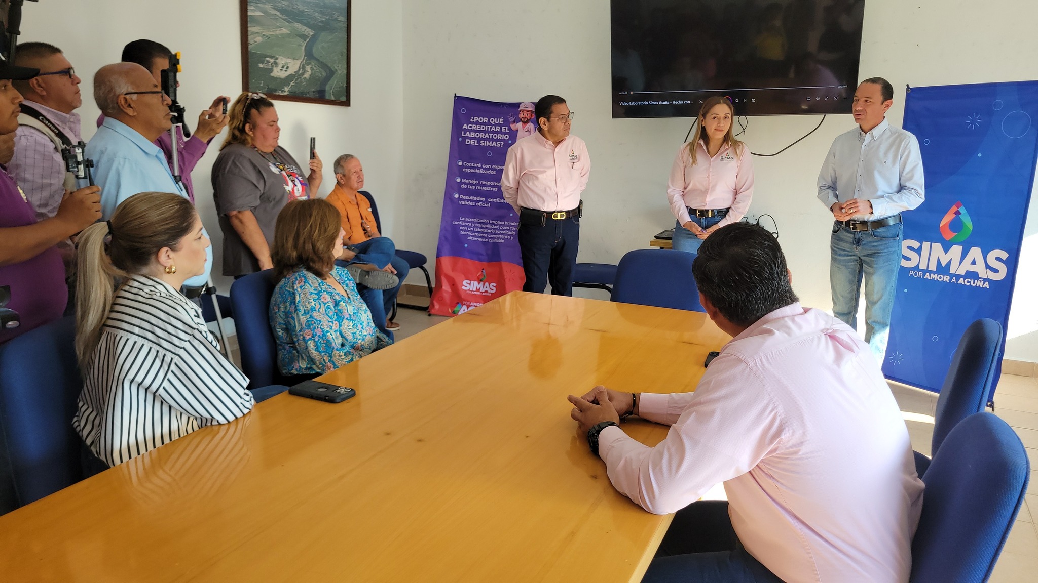 Anuncian Presidencia Municipal de Acuña y SIMAS avances en certificación de laboratorio