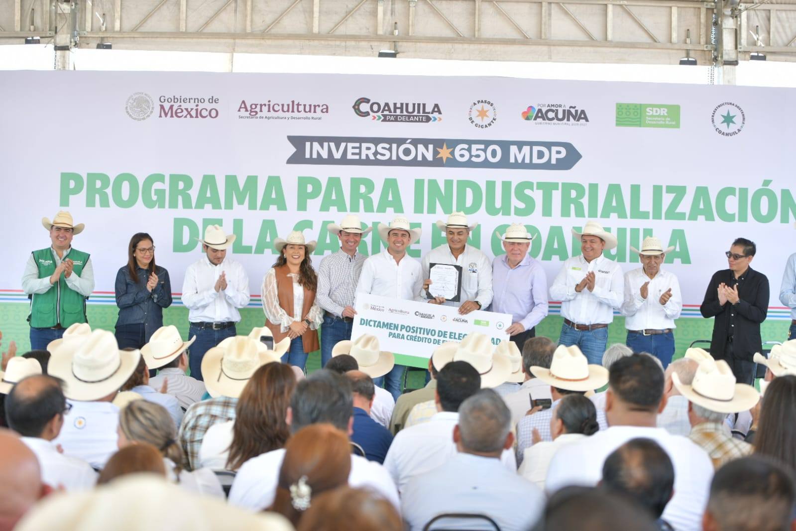 ARRANCA EN ACUÑA EL PROGRAMA DE APOYO A GANADEROS “MEJORAMIENTO GENÉTICO COAHUILA 2025”