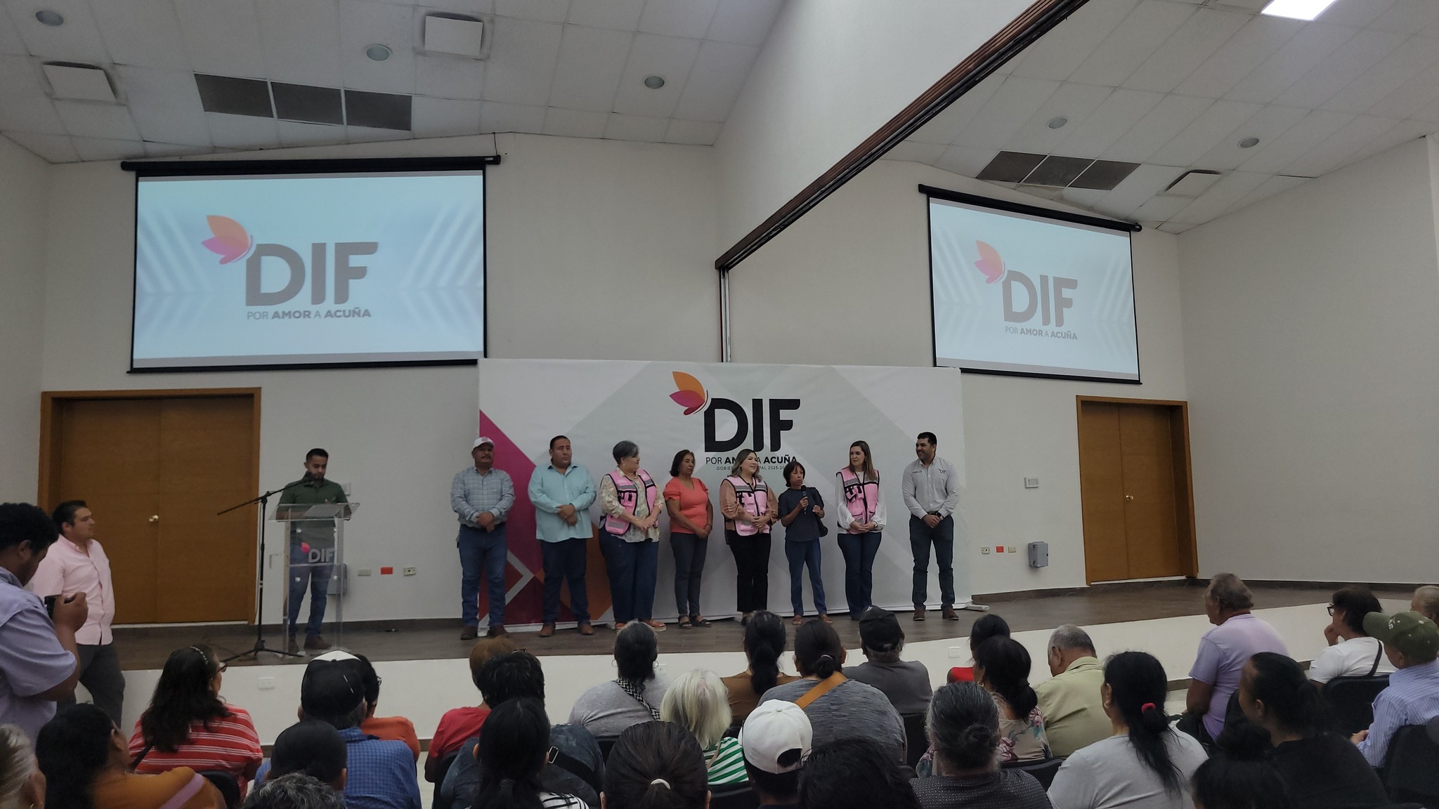 Beneficia el DIF Municipal Acuña a familias vulnerables