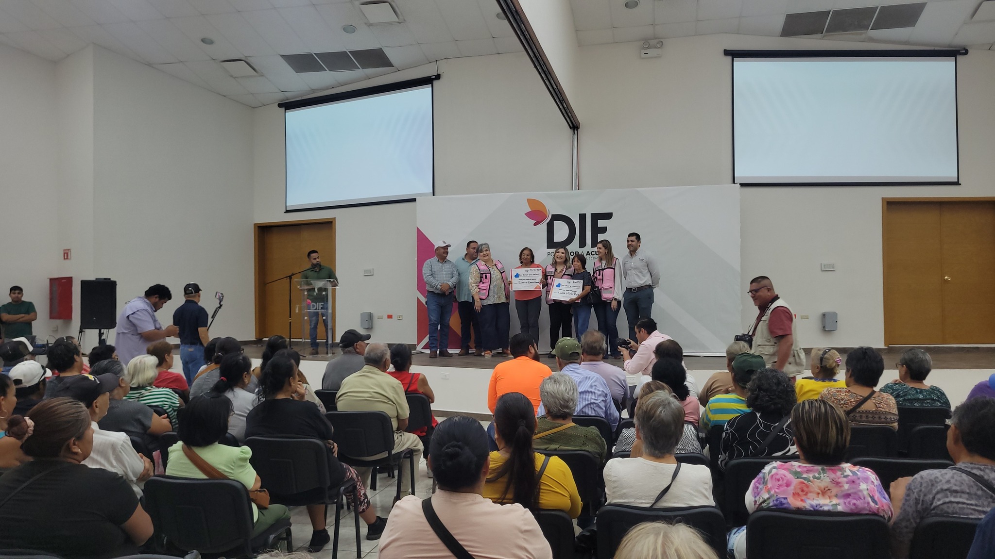 Beneficia el DIF Municipal Acuña a familias vulnerables