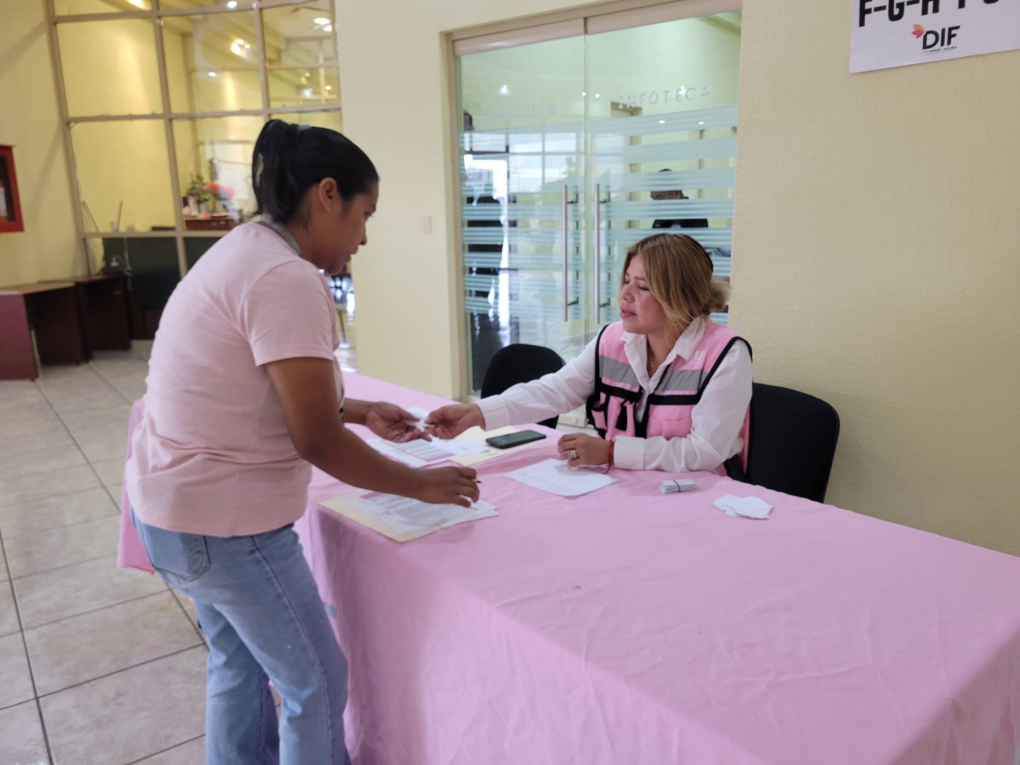 Cierra el DIF Municipal Acuña otro programa de apoyo a personas vulnerables