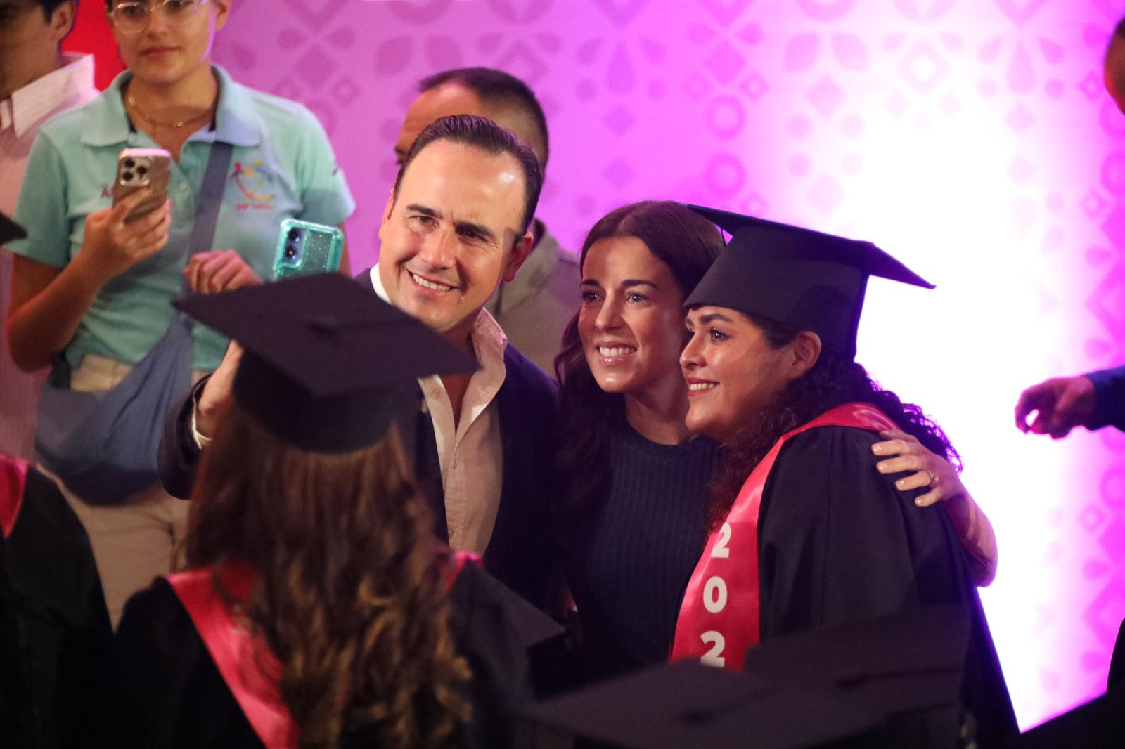 CON "MUJERES PA' DELANTE" EMPODERAMOS A LAS MUJERES DE COAHUILA: MANOLO