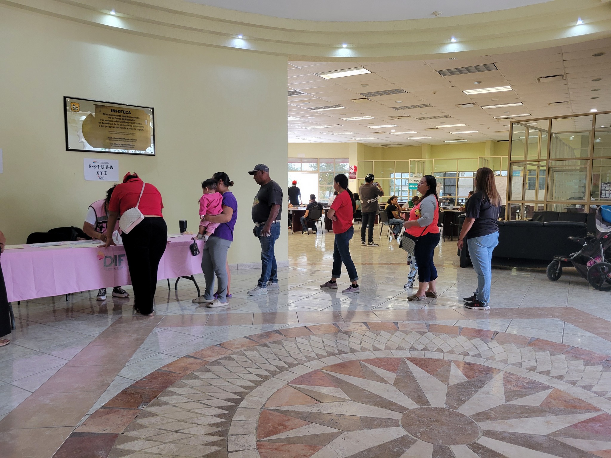 Concluye última entrega de apoyos a Madres Solteras