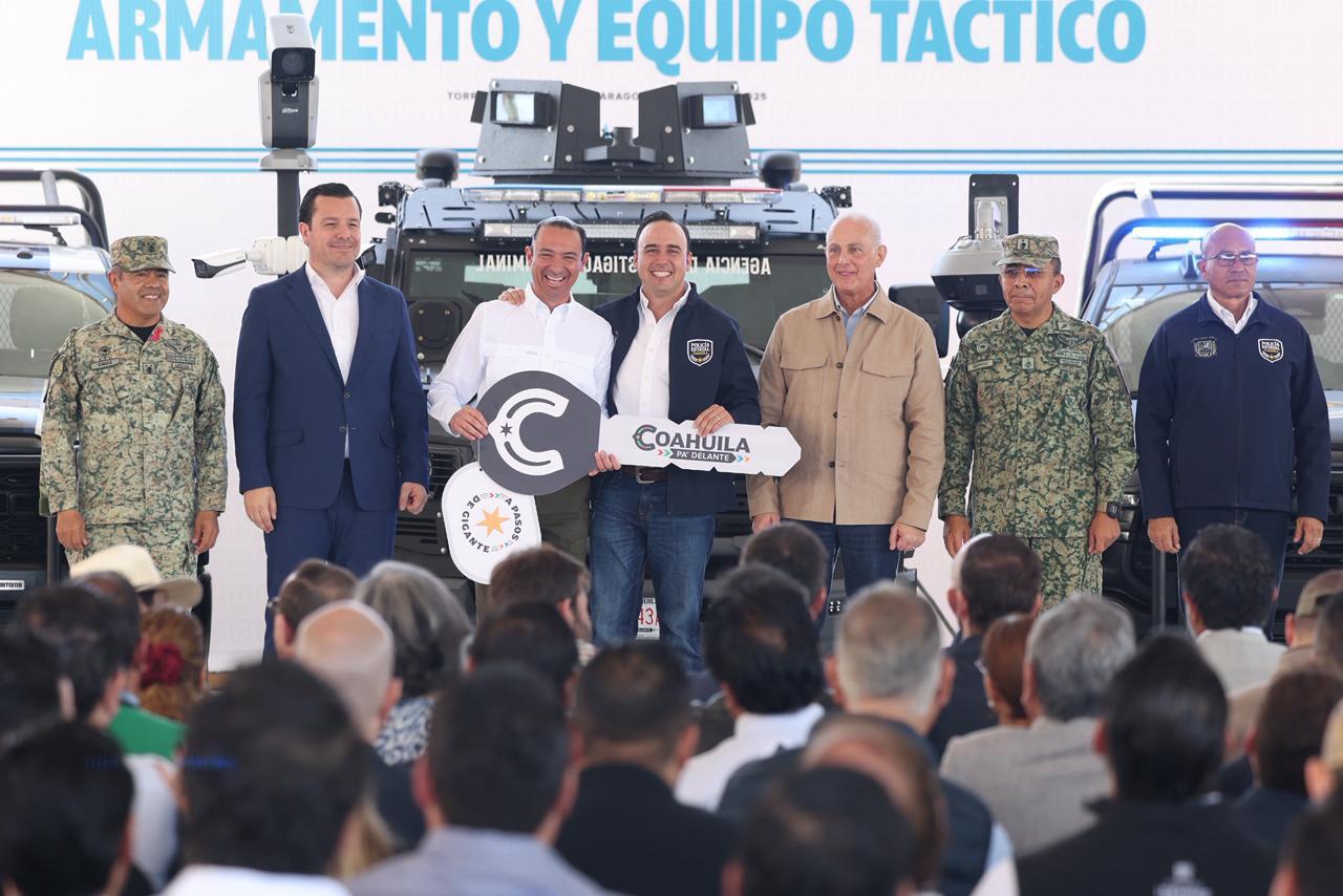 ENTREGAMOS 160 PATRULLAS, CIENTOS DE ARMAS Y EQUIPO TÁCTICO: MANOLO
