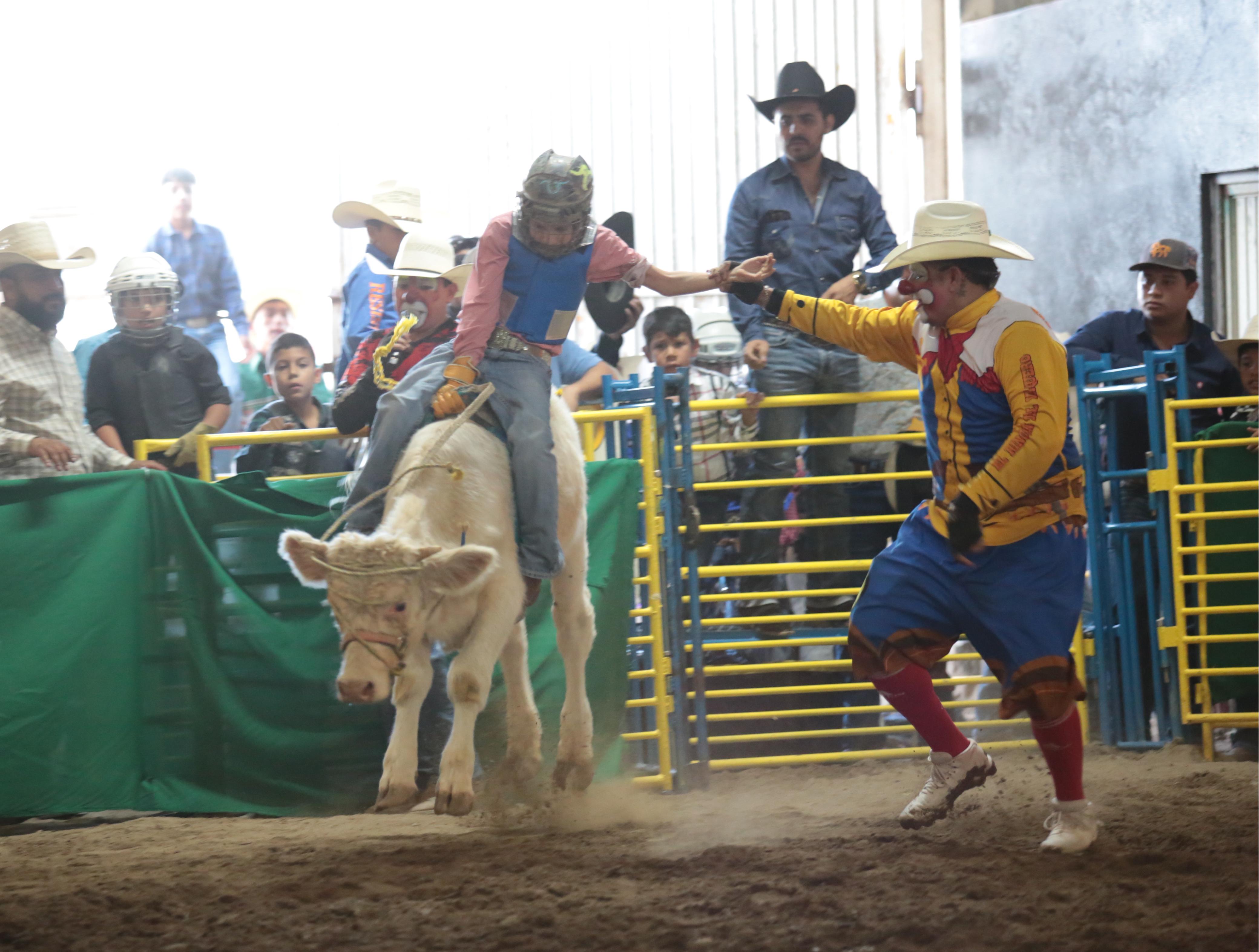 ESPECTACULAR INICIO DEL RODEO SALTILLO 2025