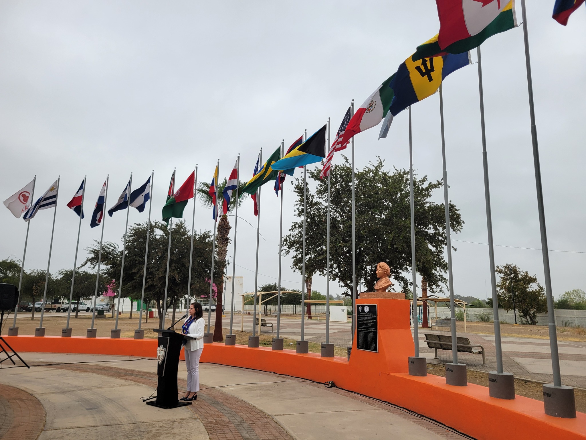 Click para regresar a la noticia Mesa Redonda Panamericana conmemora Fundación de las Naciones Unidas ocurrida el 24 de octubre de 1945