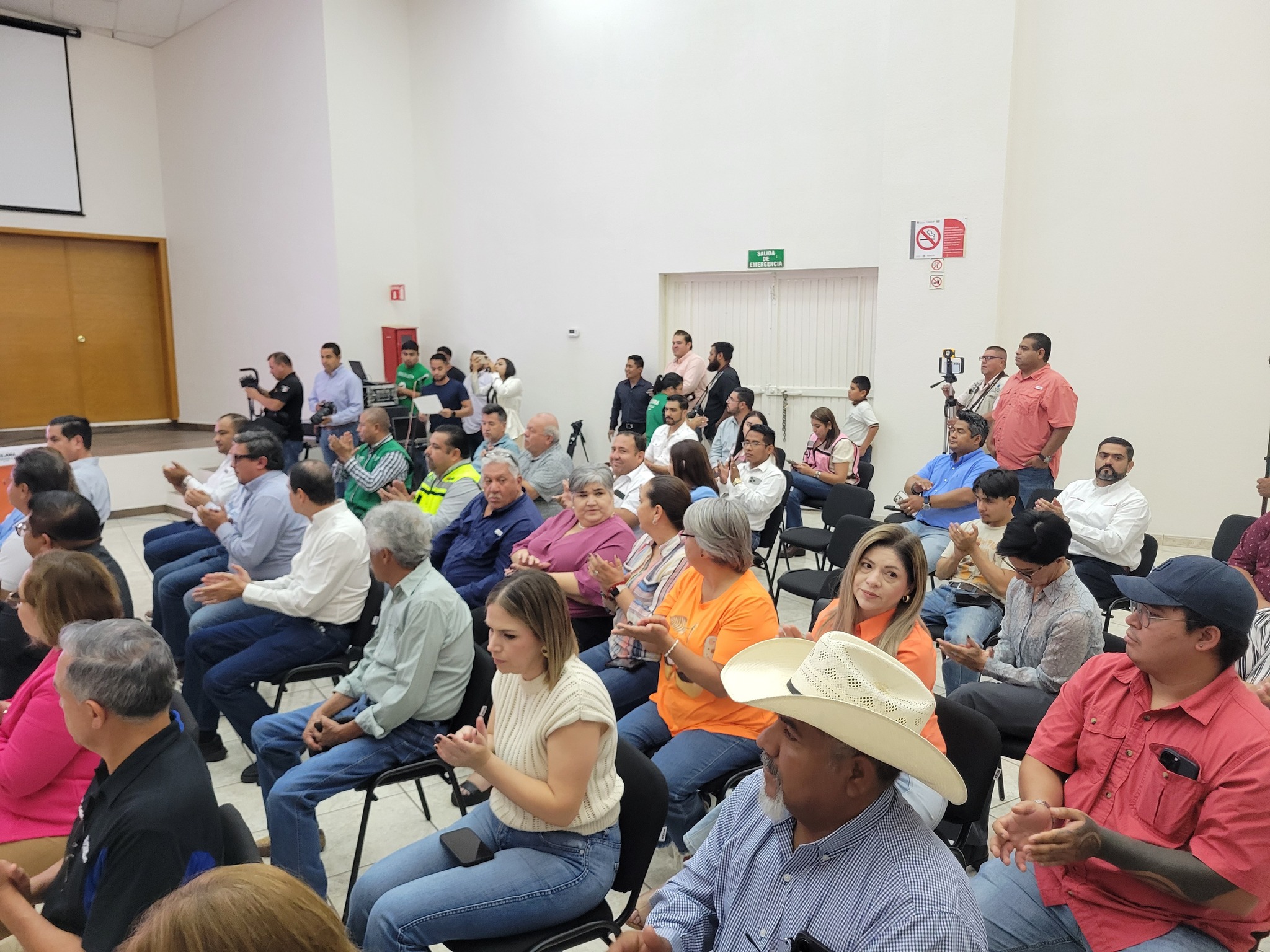 Presentan programa de apoyo emergente a trabajadores
