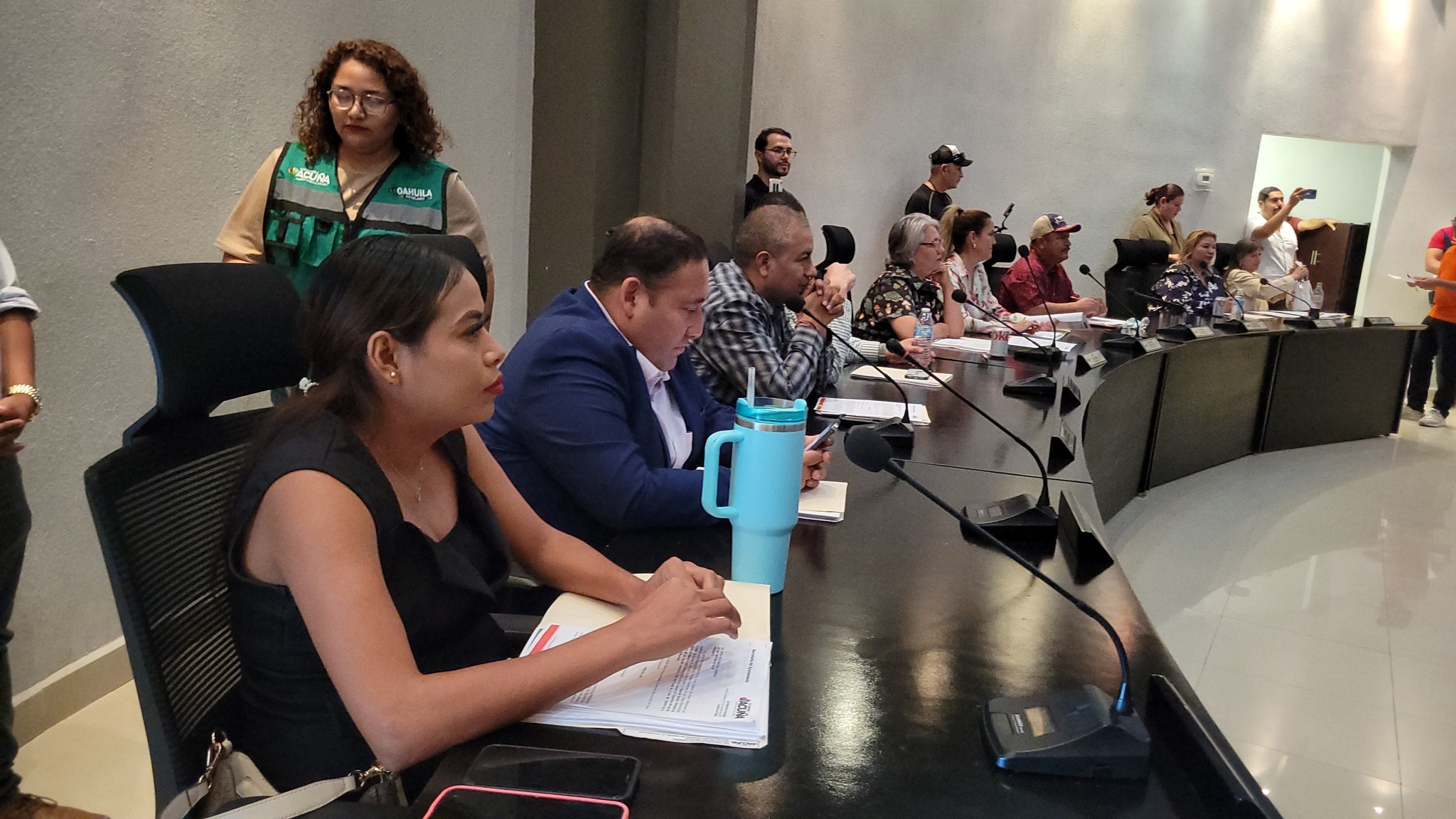 Click para regresar a la noticia Preside el alcalde Lic. Emilio De Hoyos segunda Sesión Ordinaria de Cabildo del mes de octubre 2025