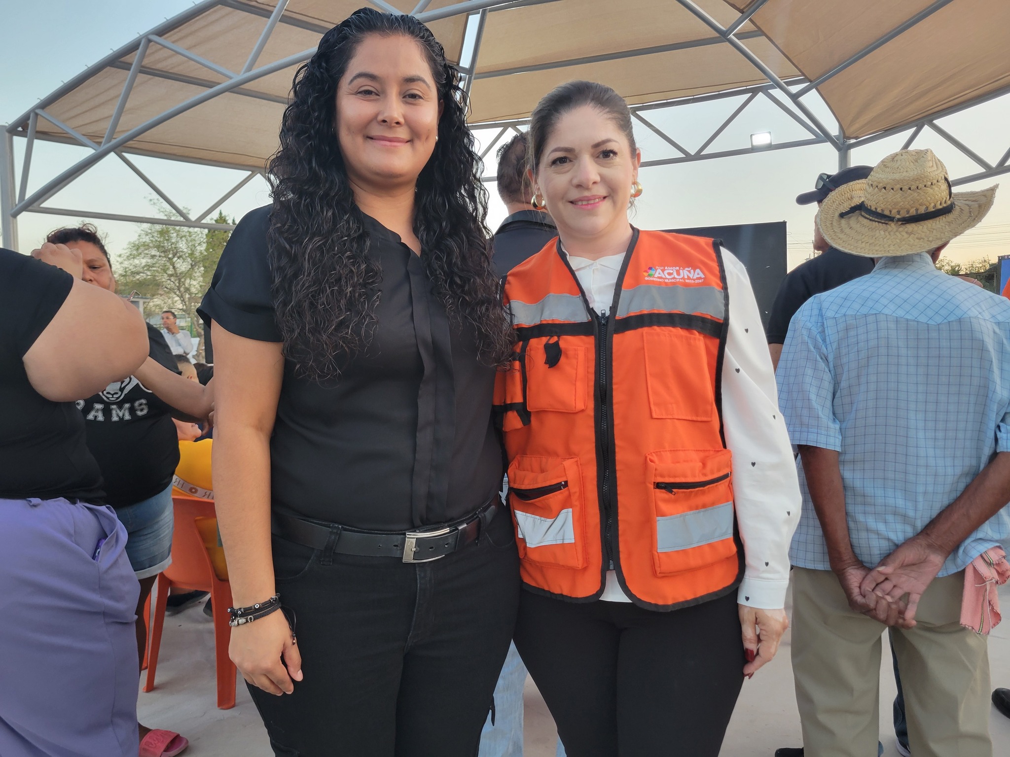 Presidencia Municipal de Acuña beca a deportistas