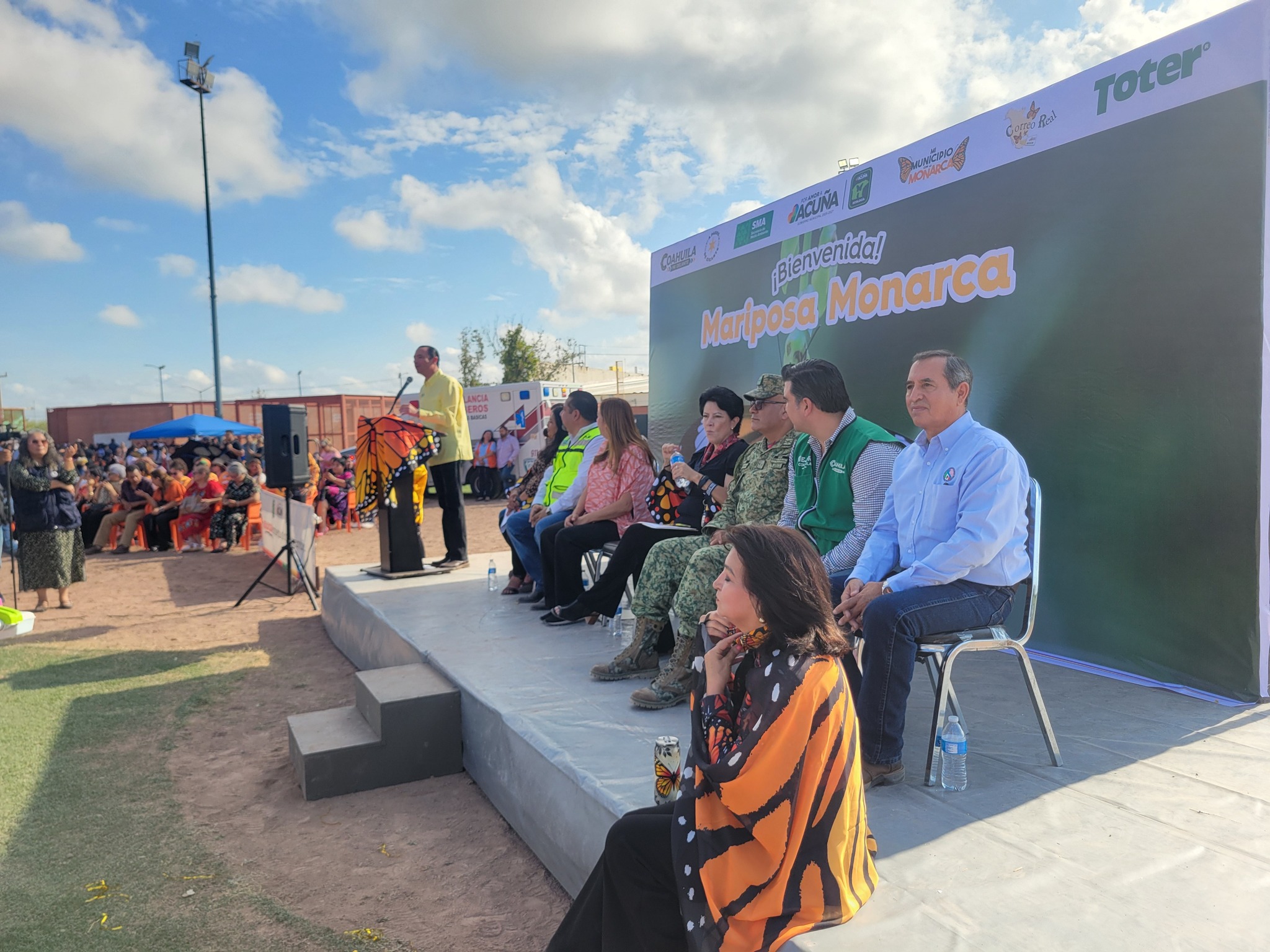Realiza Acuña el más grande festival para recibir a la Mariposa Monarca