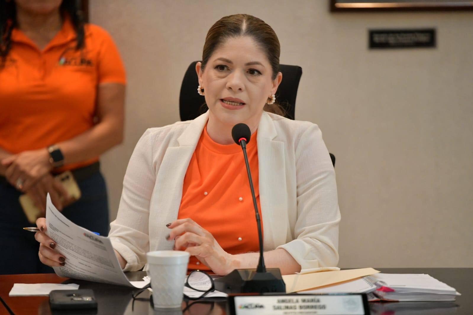 AVANZAN ACUERDOS RELEVANTES EN SESIÓN CABILDO: SE FORTALECE LA SEGURIDAD, VIVIENDA Y RECONOCIMIENTO SOCIAL