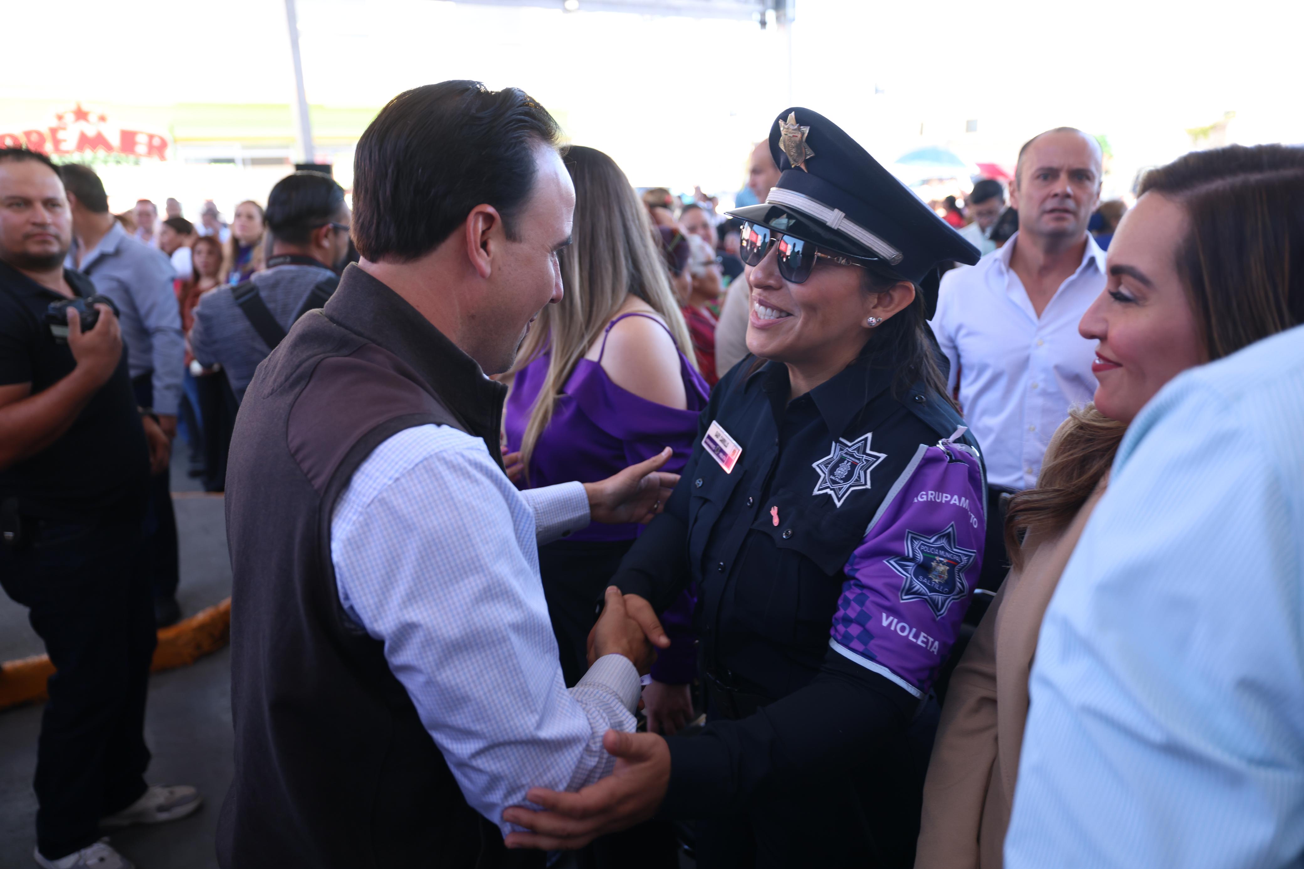 EN COAHUILA SEGUIMOS TRABAJANDO PARA TENER  MUJERES EMPODERADAS,  SEGURAS Y FELICES: MANOLO