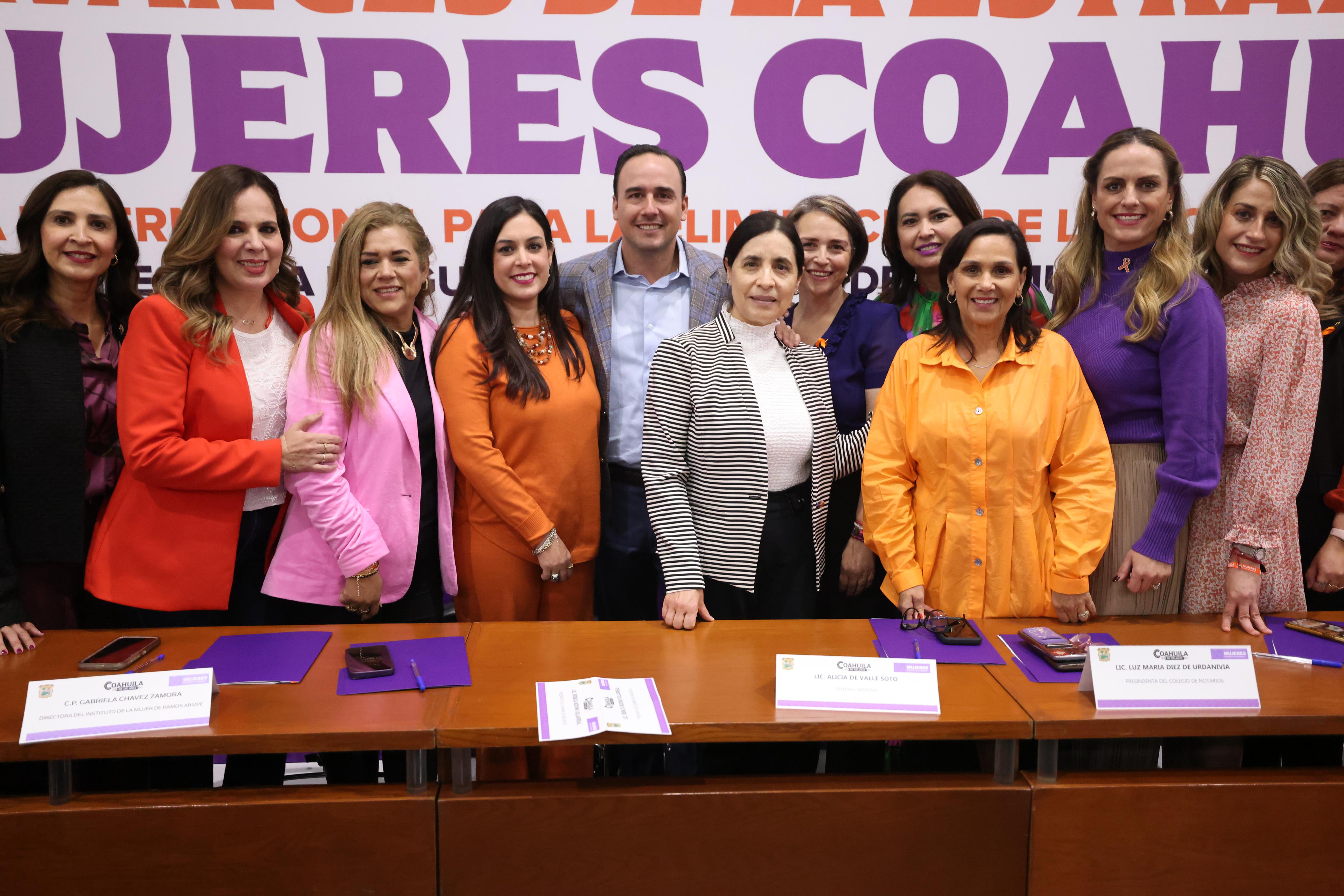 EN COAHUILA SEGUIMOS TRABAJANDO PARA TENER  MUJERES EMPODERADAS,  SEGURAS Y FELICES: MANOLO